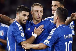 Gomez đùa cợt Anton tại World Cup, khiến Messi tức giận